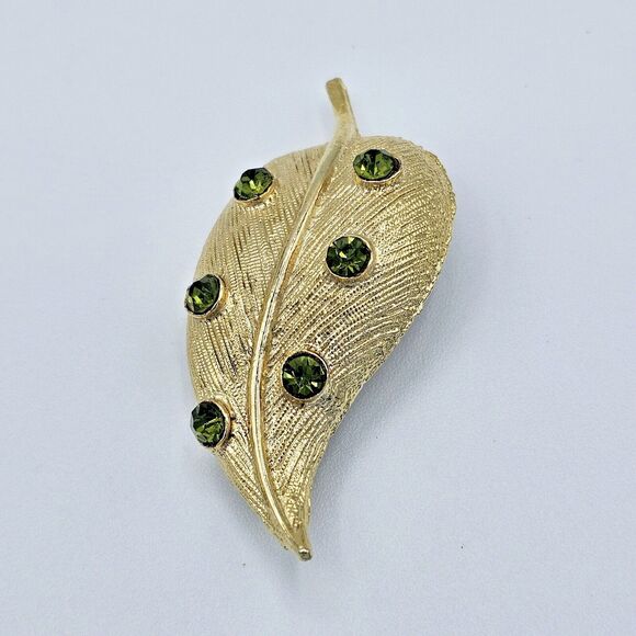 Autumn Leaf Brooch Green Jeweled Fall Foliage Gold Tone Estate Jewelry Pin - Picture 3 of 9